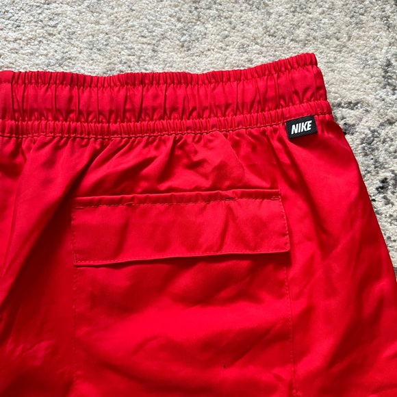 NWT Nike Standard Above the Knee Length Shorts Red - Picture 8 of 10